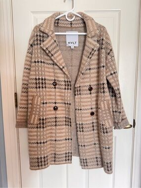 NVLT Women’s Eyelash Bold Check Coatigan size Small